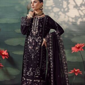 Salwar Kameez Black Floral Long Sleeve Dress